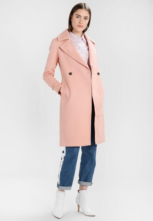 Pink ist der Haupttrend der Frühjahr Sommer Saison 2021 - 2