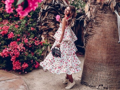 Wie Man im Frühjahr 2021 Kleidet: Top Trends für den Frühling