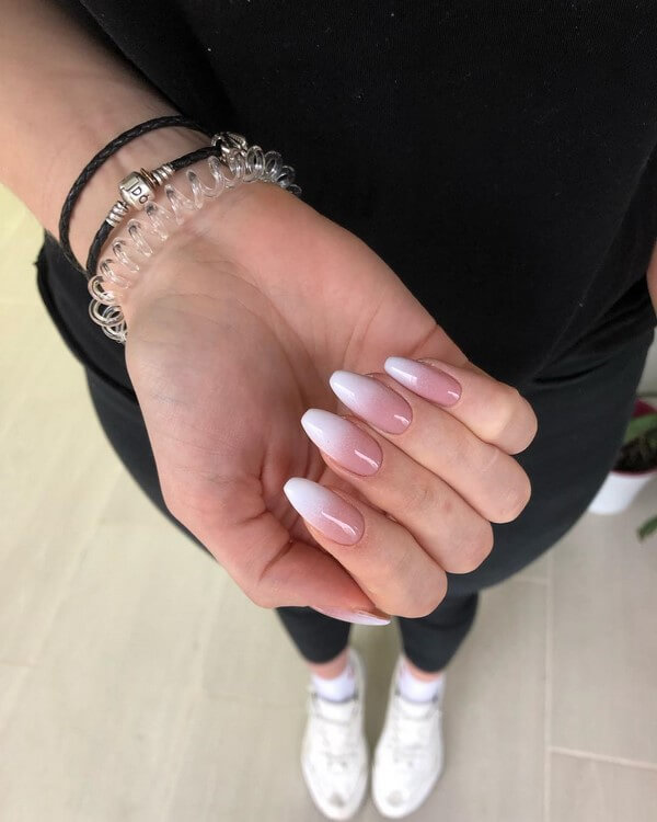 Französische Ombre Maniküre