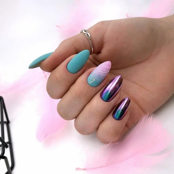 Neue Ombre-Maniküre mit Rubin und 'Spinnennetz' Gel