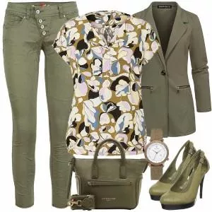 Business Outfits Stilvolle Kombination für den Büro