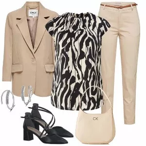 Business Outfits Auffälliger Look für den Büro