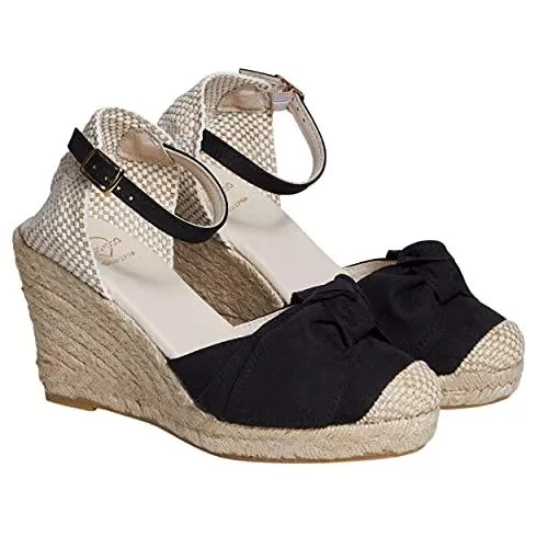 NOESLOMISMO BY DILEMA Sandalen & Slides No es Lo Mismo Damen-Jute-Espadrilles mit Keil, geschlossene Spitze, für den Sommer 2020, Schwarz, Gold, Silber, Klassisch, einfarbig, Größe 35 bis 41